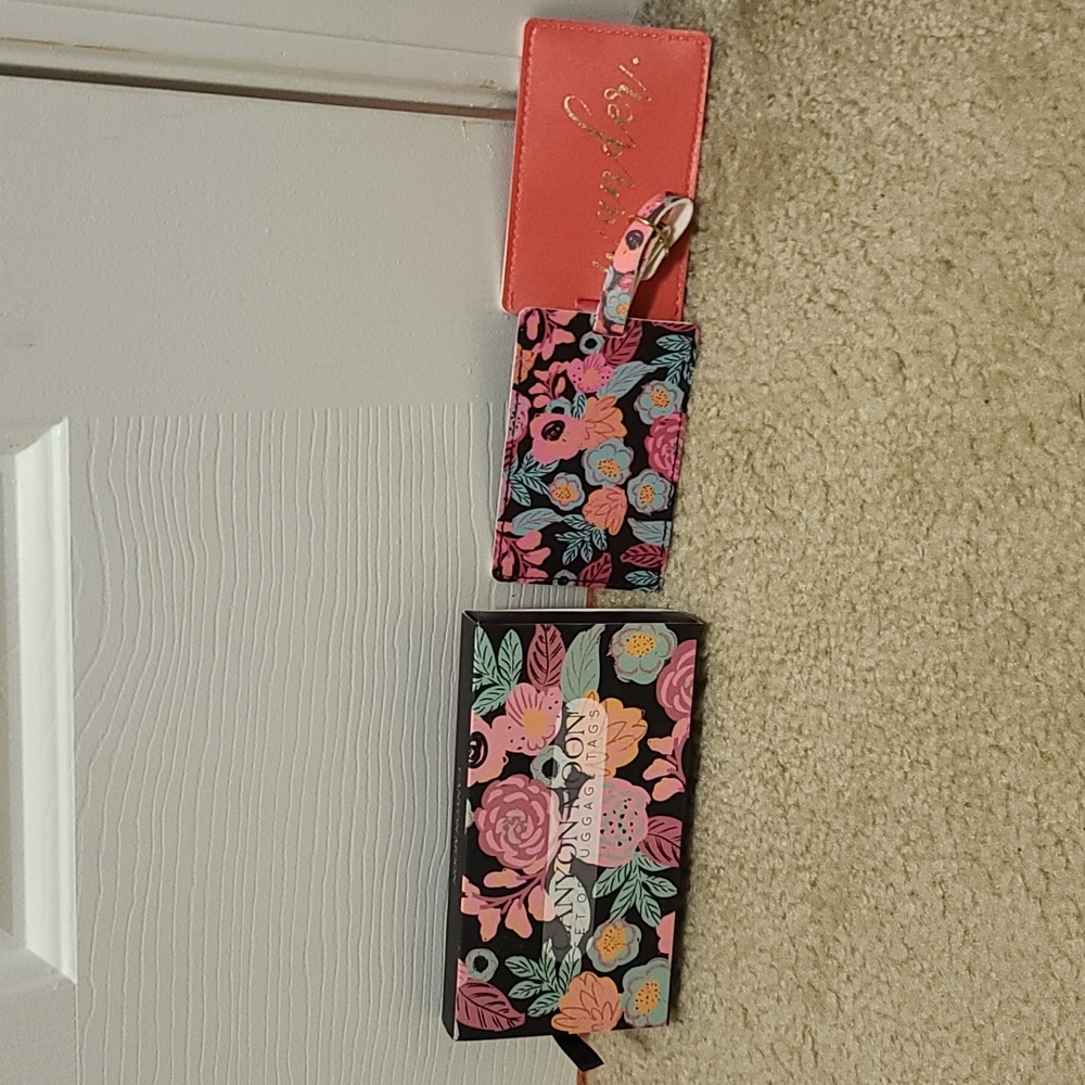 NWT Canyon Moon Wander Luggage Tags